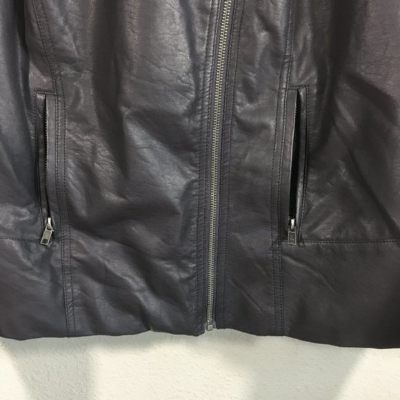 Torrid Lace Up Back Faux Fur Collar Moto Jacket 4X - Picture 9 of 15